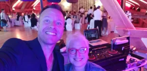 Dj Dany mit Michaela Burch in Kranzberg auf der Hochzeit