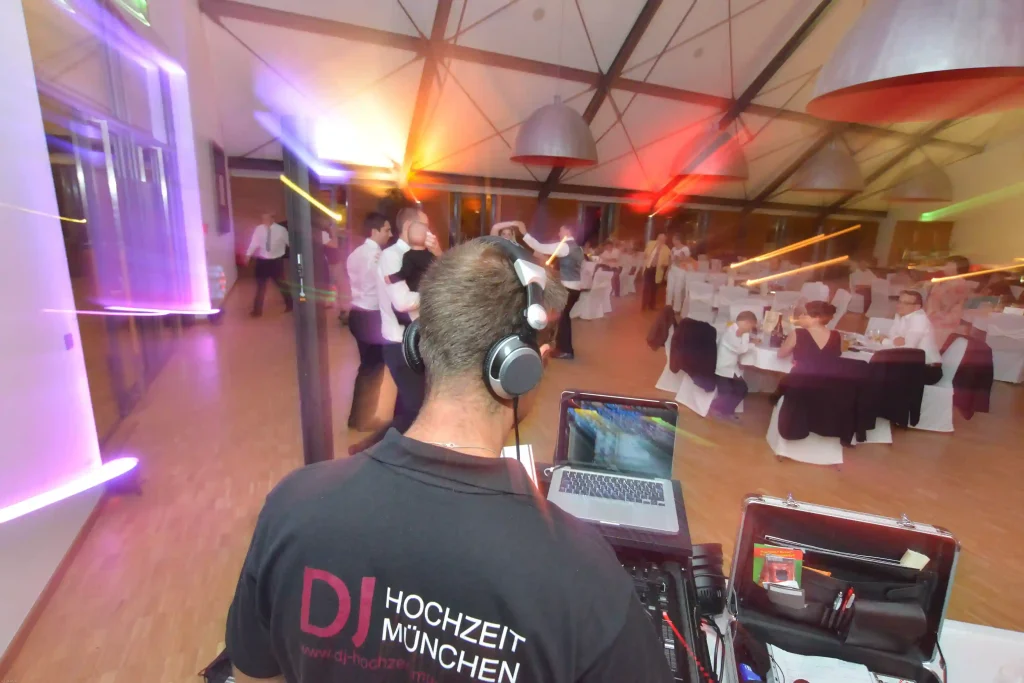 Dj Dany legt auf Hochzeit in Freising auf