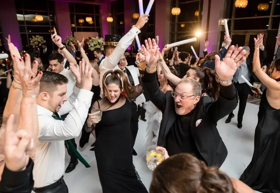 Dj Dany sorgt für Stimmung im Zollhaus in Landshut